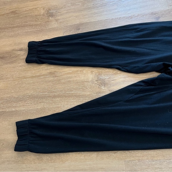 Lunya Black Harem Casual Joggers Pants - Picture 4 of 7